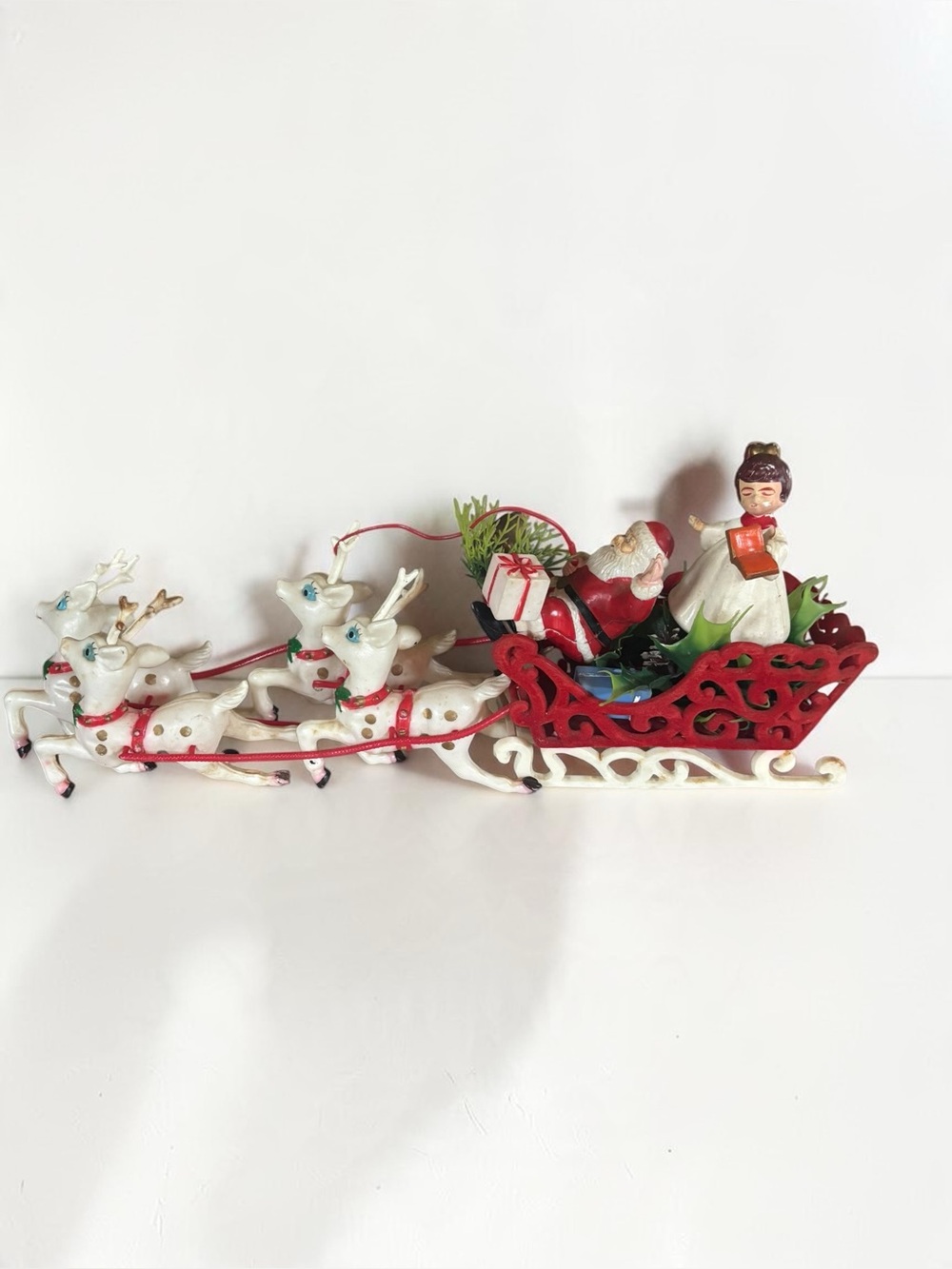 Vintage Santa Sleigh 4 Reindeer Christmas Display Retro Felt Decoration
